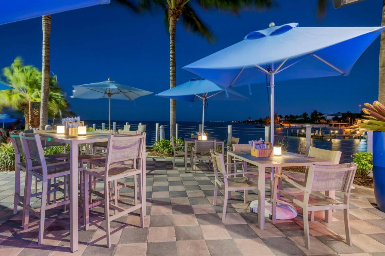 Courtyard By Marriott Faro Blanco Resort Marathon Esterno foto