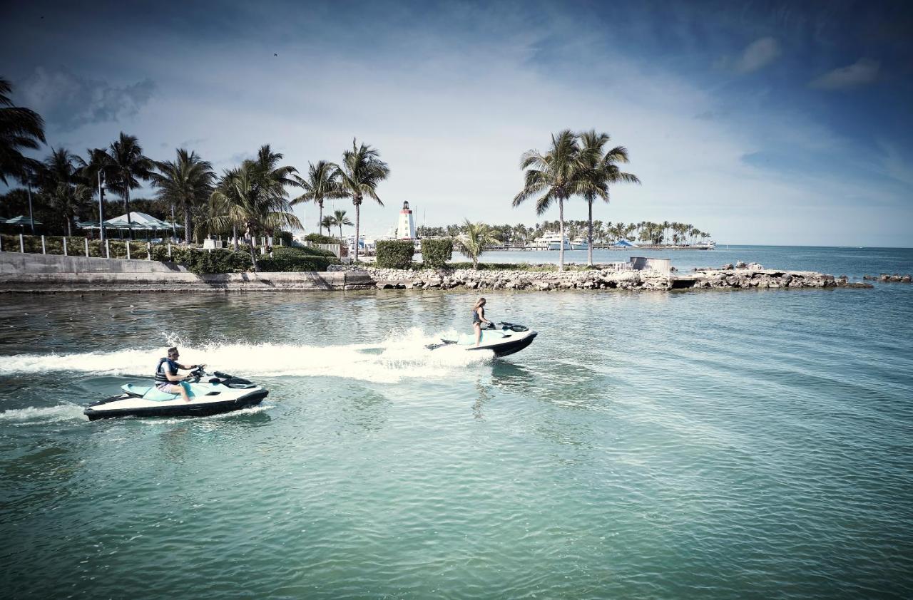 Courtyard By Marriott Faro Blanco Resort Marathon Esterno foto