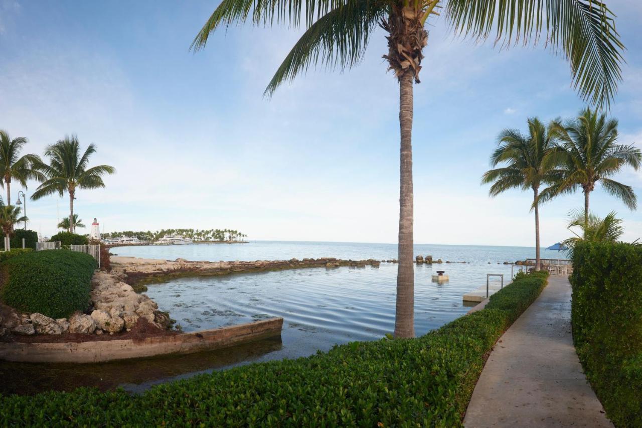 Courtyard By Marriott Faro Blanco Resort Marathon Esterno foto